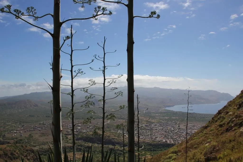 Hike Natural Park of Serra Malagueta Trail + Lunch