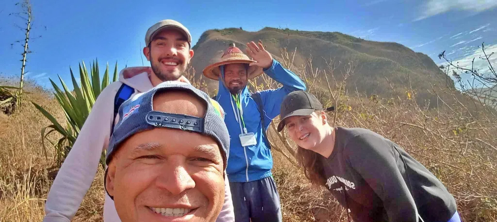 Hike Mato Brasil Trail + Lunch