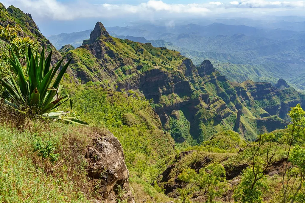 Bike Tour: Rebel Trail - High Mountain Descent to the Rebelados Village